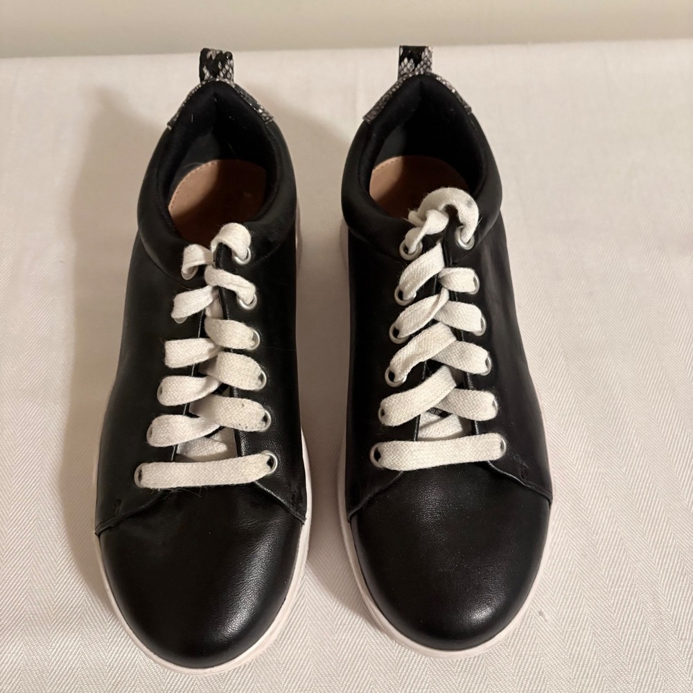Halogen Black Leather Platform Sneakers‎ Snake Print  Accent Up Size 6.5
